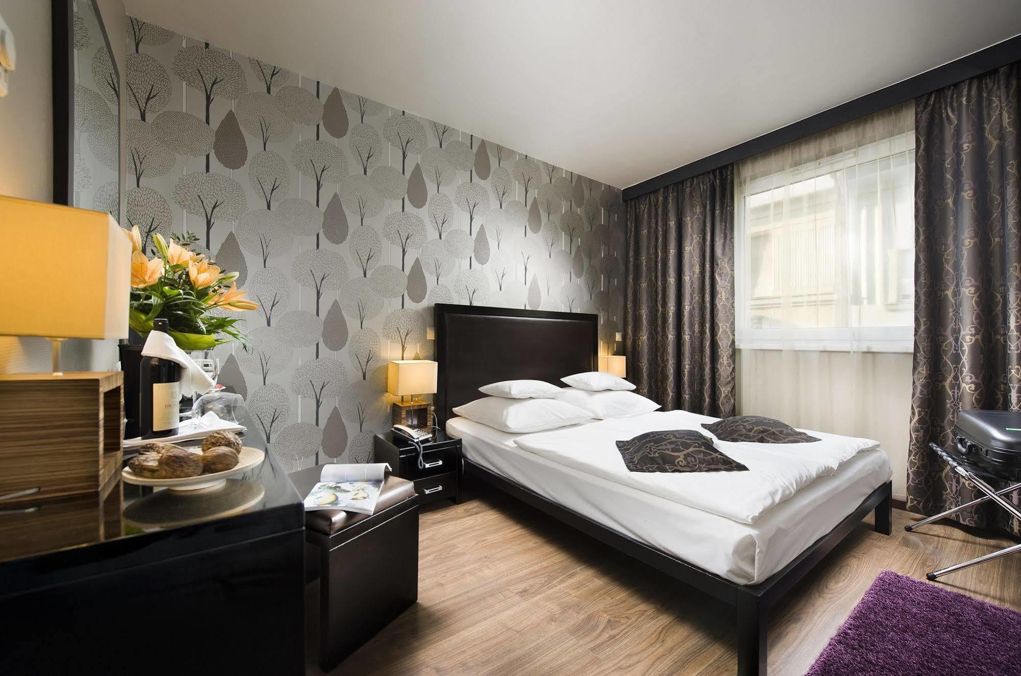 Charm Hotel Budapest - Formerly Boutique Hotel Budapeşte Oda fotoğraf