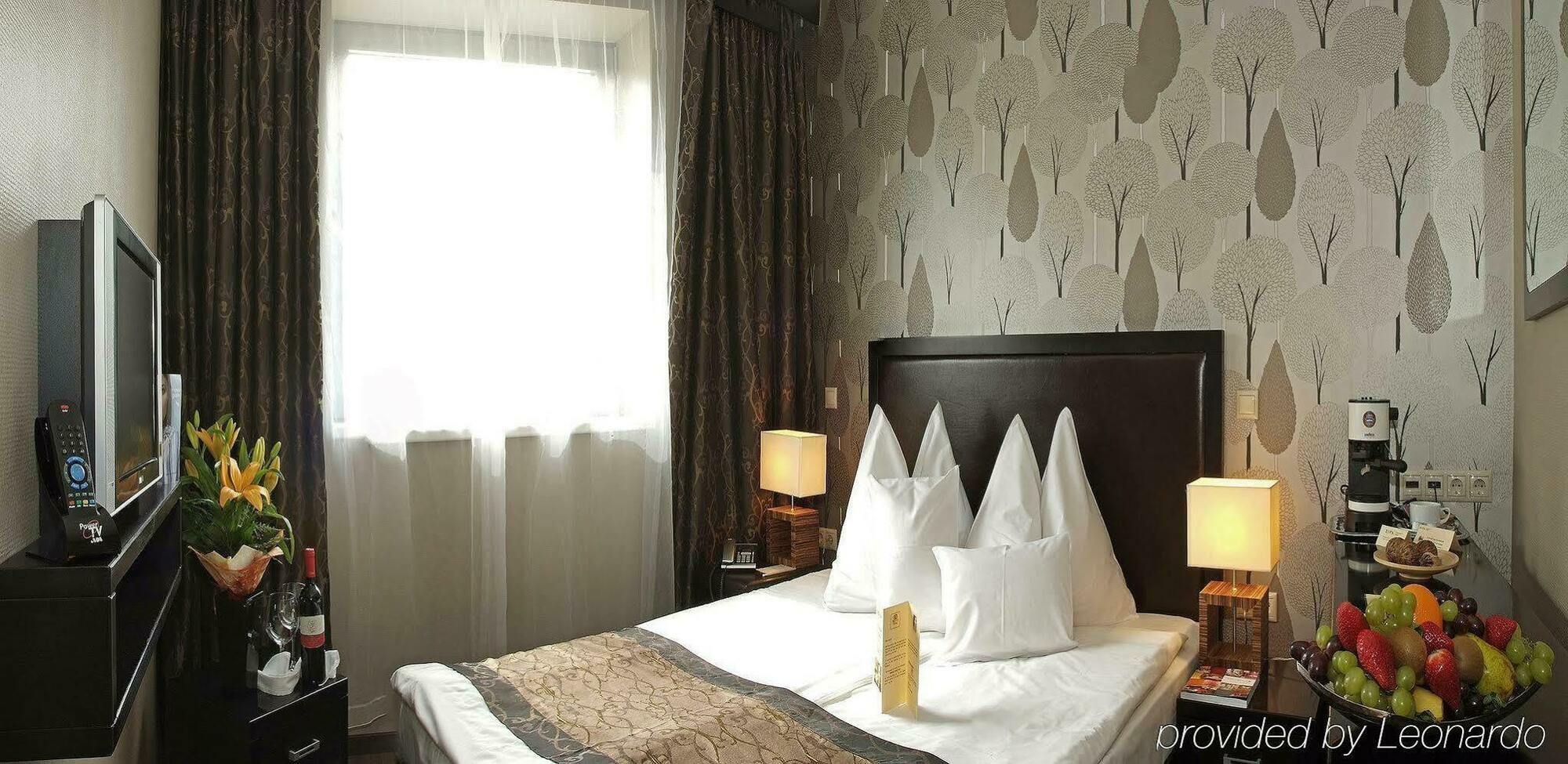 Charm Hotel Budapest - Formerly Boutique Hotel Budapeşte Oda fotoğraf